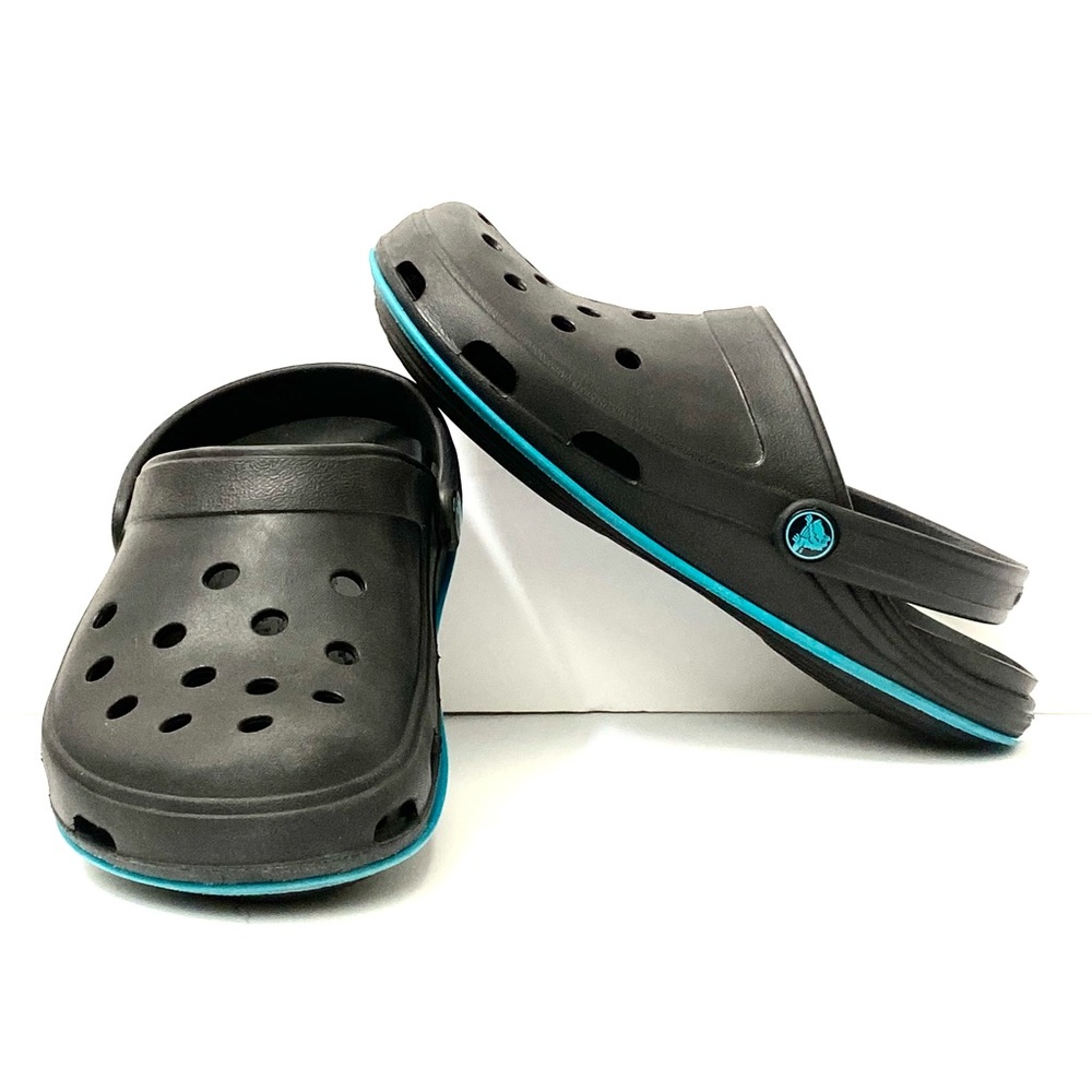 Crocs tone skylar clogs slip ons black with blue tone up shoes women’s sz 8